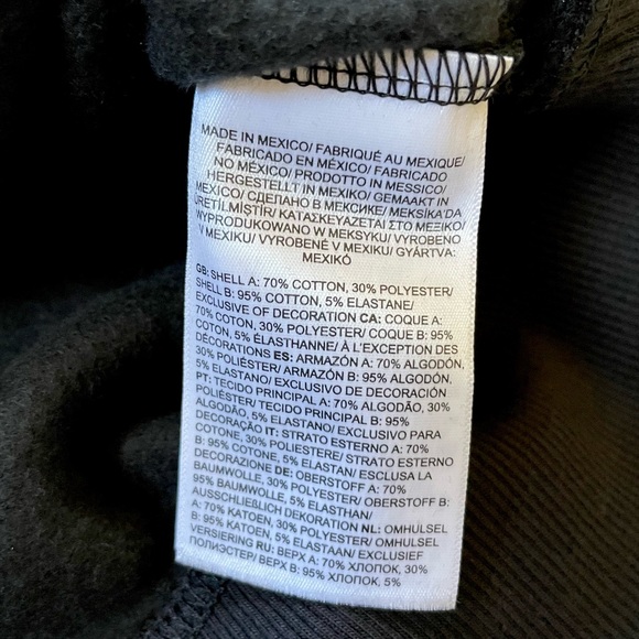 The North Face Women’s Half Dome Hoodie Luxe - Picture 3 of 5